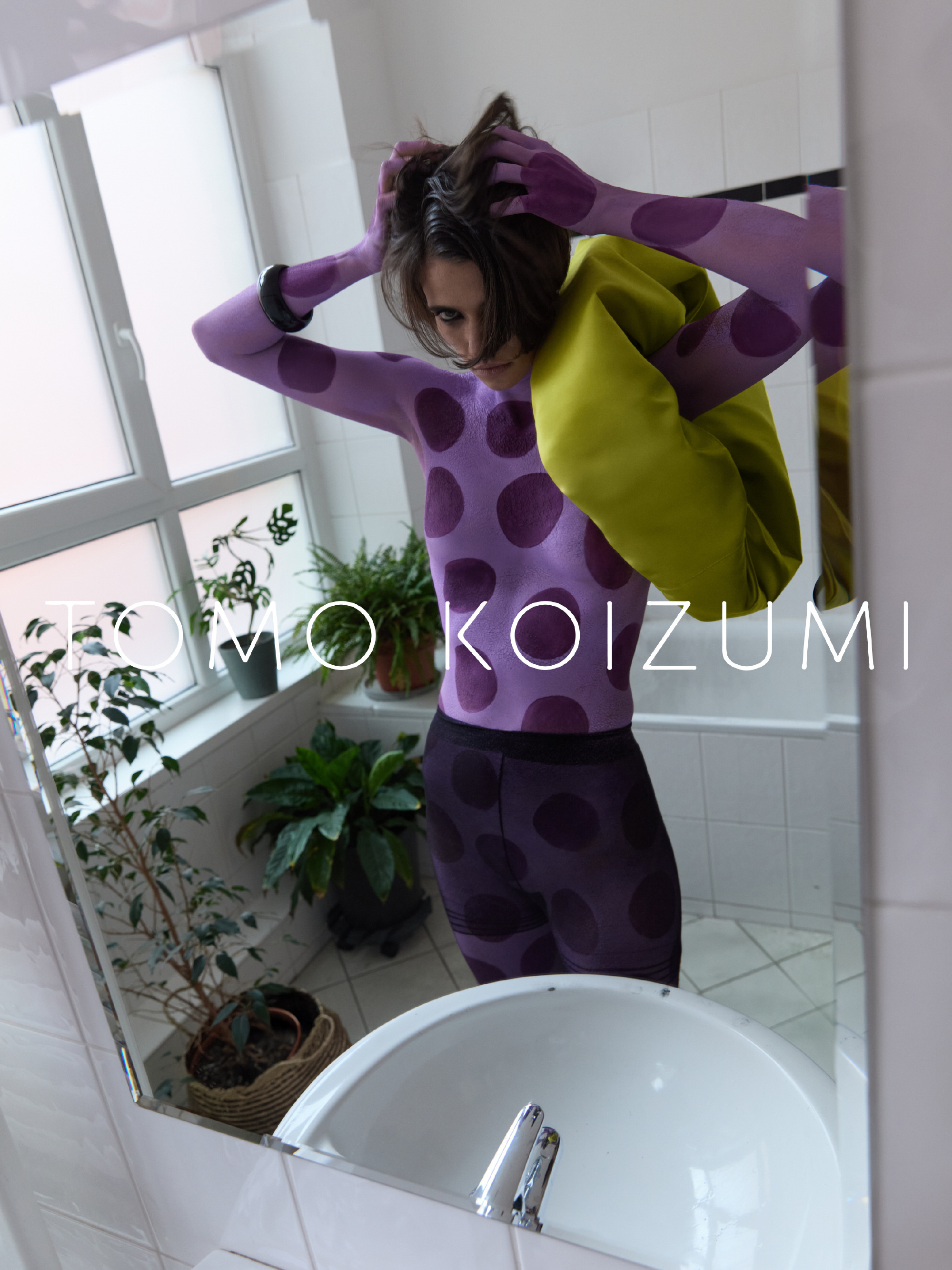 New campaign for TOMO KOIZUMI Leigh bag 