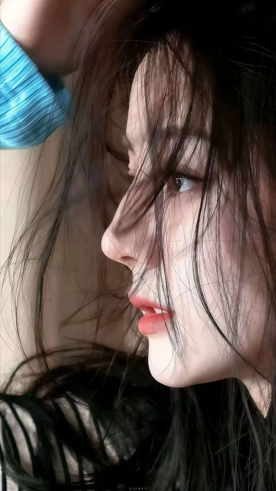 星爷说看迪丽热巴那场戏时自己也流泪了，这大概是对演员最高的褒奖吧。🎬不是那种撕