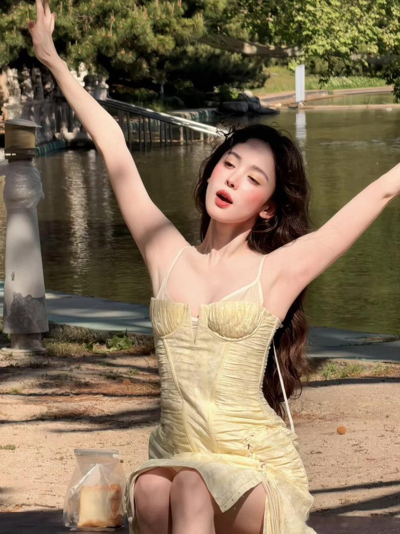 娜扎吊带裙美神降临、娜扎吊带绿裙 围观下啦，娜扎吊带裙美神降临，可以有啊，娜扎吊