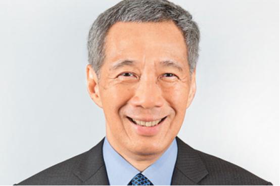 赚中国的钱抱美国腿！三代总理演戏60年，揭秘新加坡最凉薄真相。全世界再也找不出第