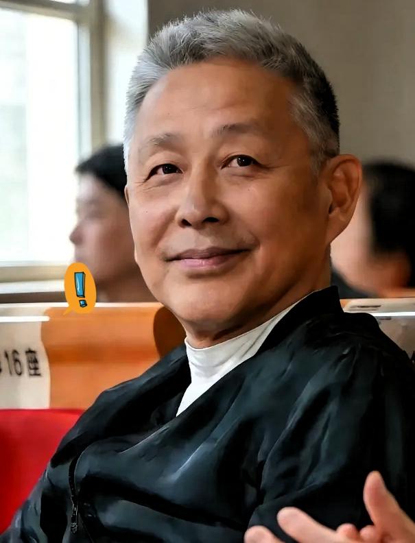 陈道明的一句话，狠狠点醒所有活在期待里的人：老了谁也靠不住，最后能端水递药的，只