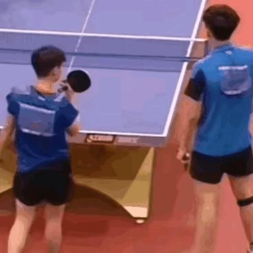 [草泥马]莎莎和她哥，超甜瞬间??

嘿，你们说这莎莎和她哥也太逗了吧！

咋就