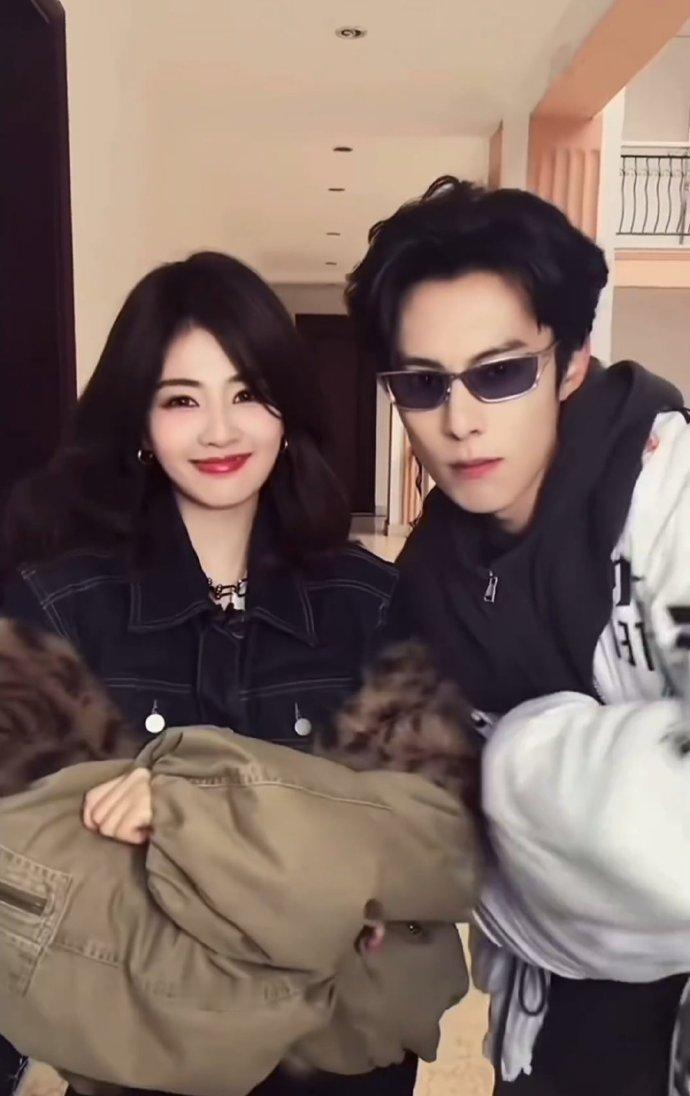 白鹿王鹤棣新手势舞白鹿王鹤棣cha舞白鹿王鹤棣cha舞，白鹿王鹤棣新手势舞，男帅