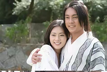 我要是秋瓷炫，当年就算给我一千万的片酬都不会答应跟朱孝天演这一版《楚留香》。 