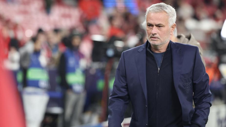 今夜恐怖的“伊万”，让欧冠连胜的天平，往穆里尼奥那边倾斜。没有任何预兆的，穆帅拿