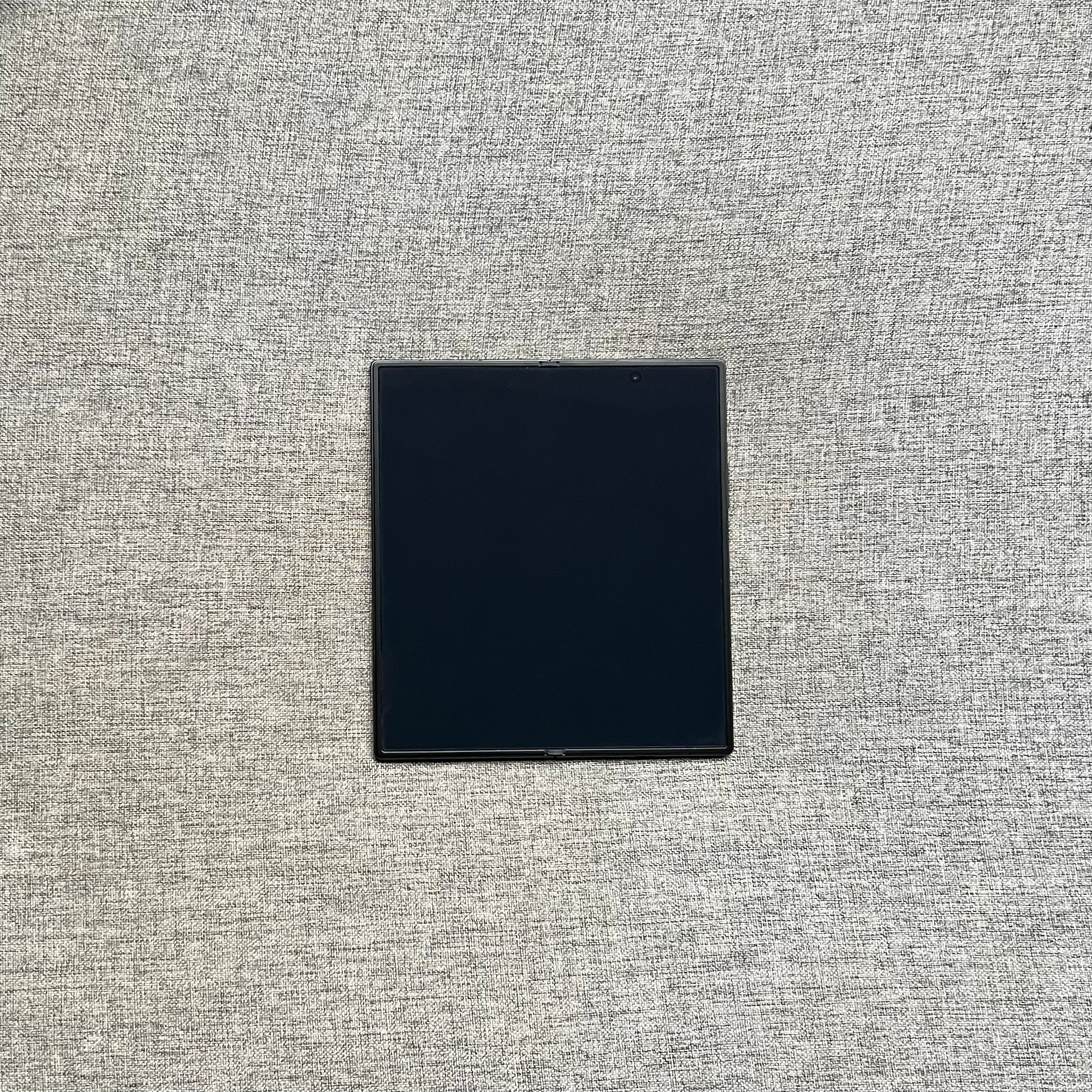港行三星Z Fold8 Ultra 16+1TB岩影灰 ，仅使用三天，99新全套