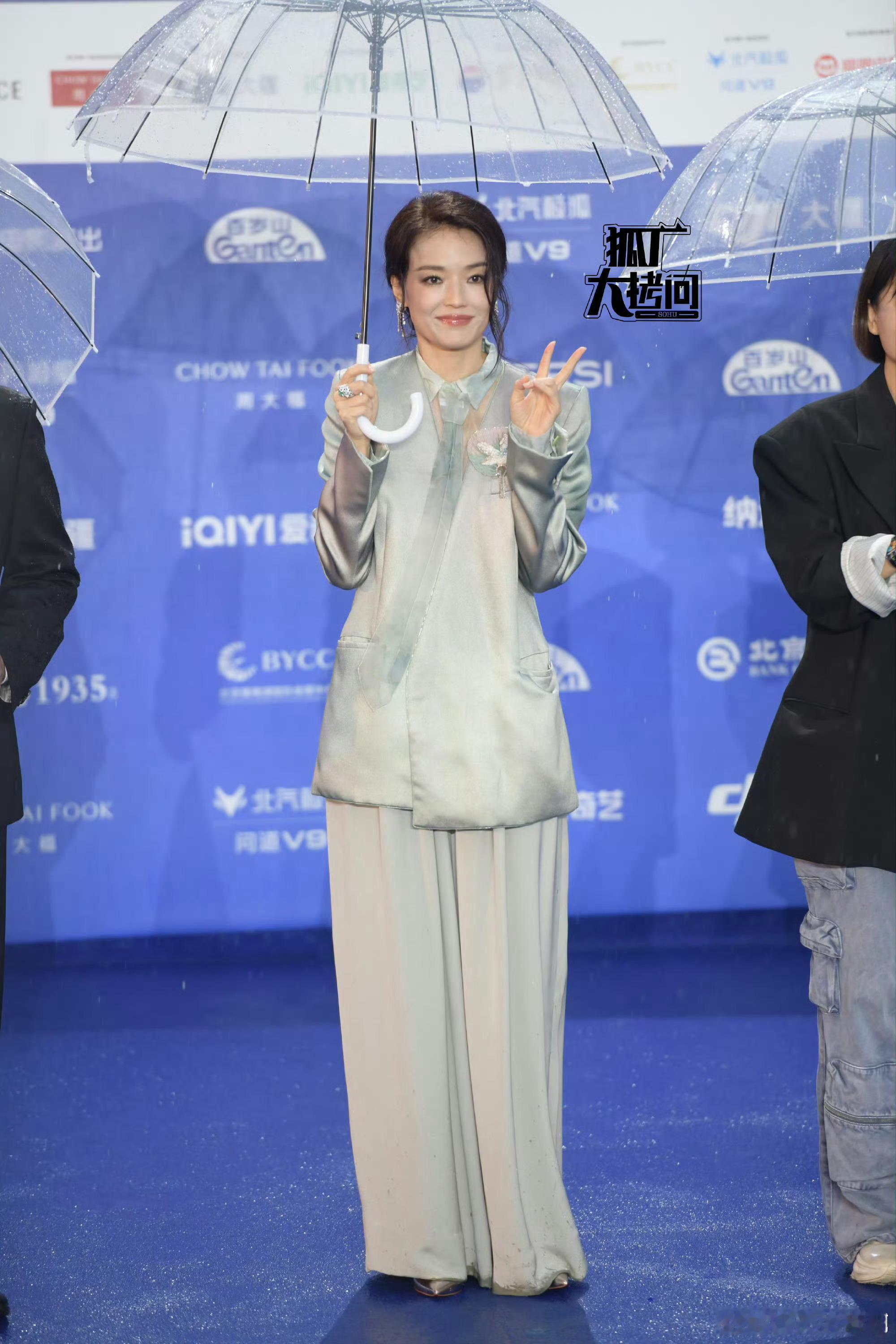 舒淇 × 第十六届 北京国际电影节 开幕式顶级高定加持！本届北影节项目创投单元终