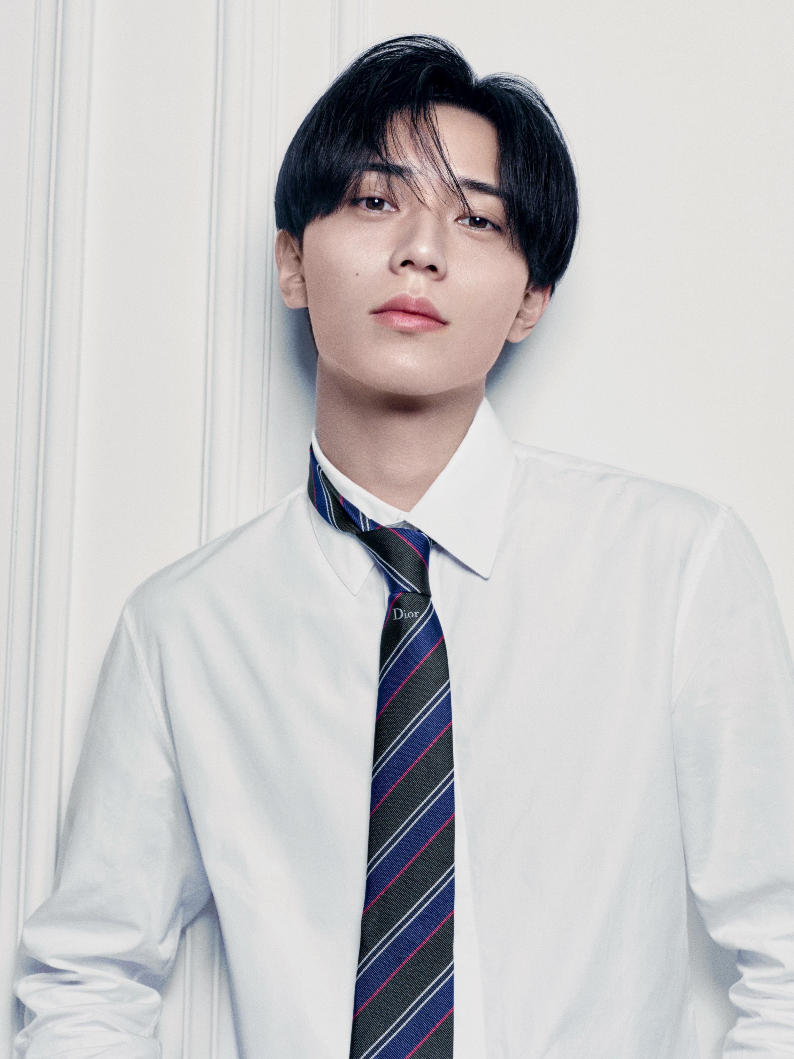Dior Beauty签下一位男新面孔，来自日本的永濑廉。记得山下智久平常宣传也