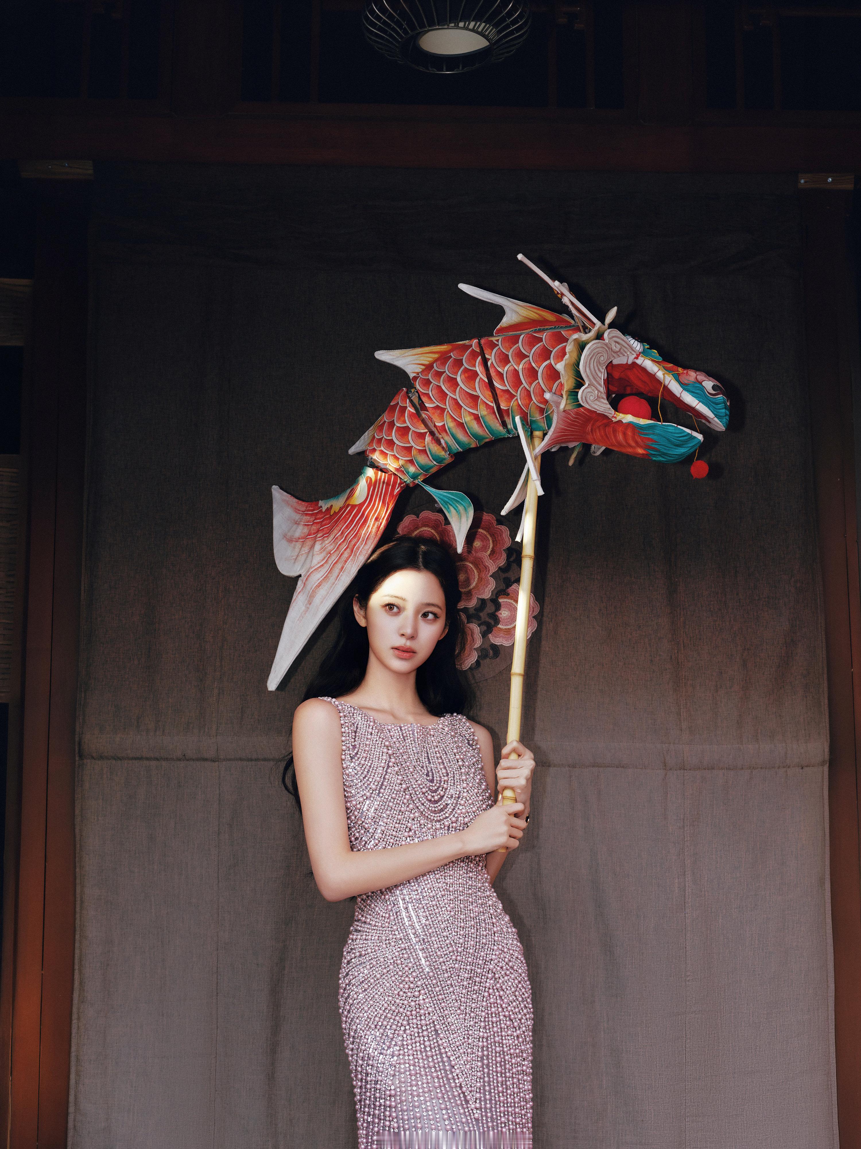 欧阳娜娜春晚造型好美喔✨🥹春晚节目单春晚