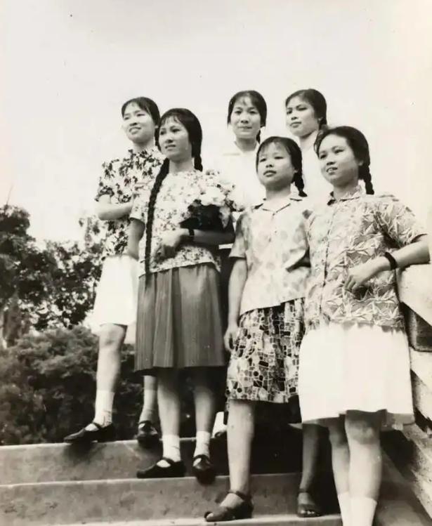 60、70后的女人是最扛事的，也是失去自我的一群人！她们从结婚后就把自己和家、和