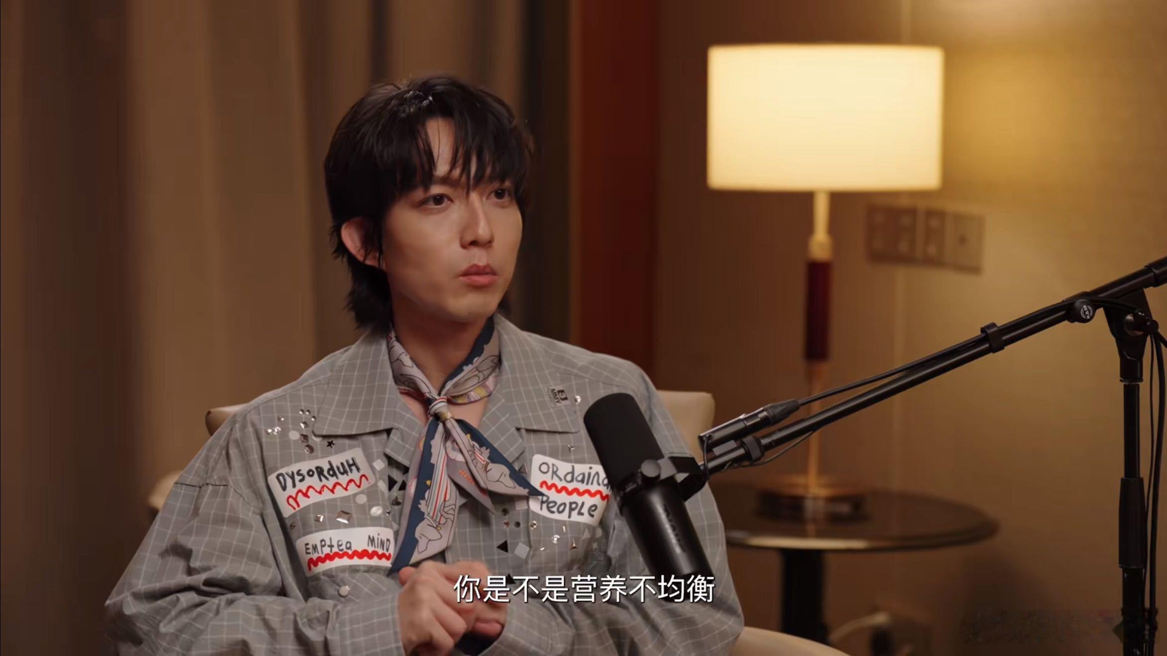 林宥嘉 父亲得癌症时我也生病了 很难想象当时的林宥嘉有多煎熬，一边担忧身患癌症的