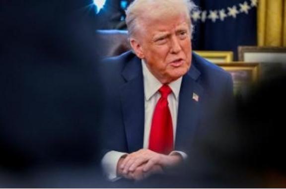 特朗普再次放话，中国怎么收回台湾是他们的自由，自己只有一个要求，就是别在我的眼皮