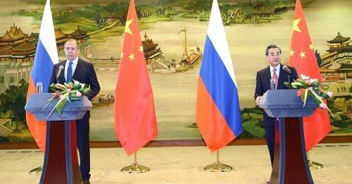 中国高层绝对有高人！不得不说，中国这十多年在国际上的战略非常成功，而王部长更是历