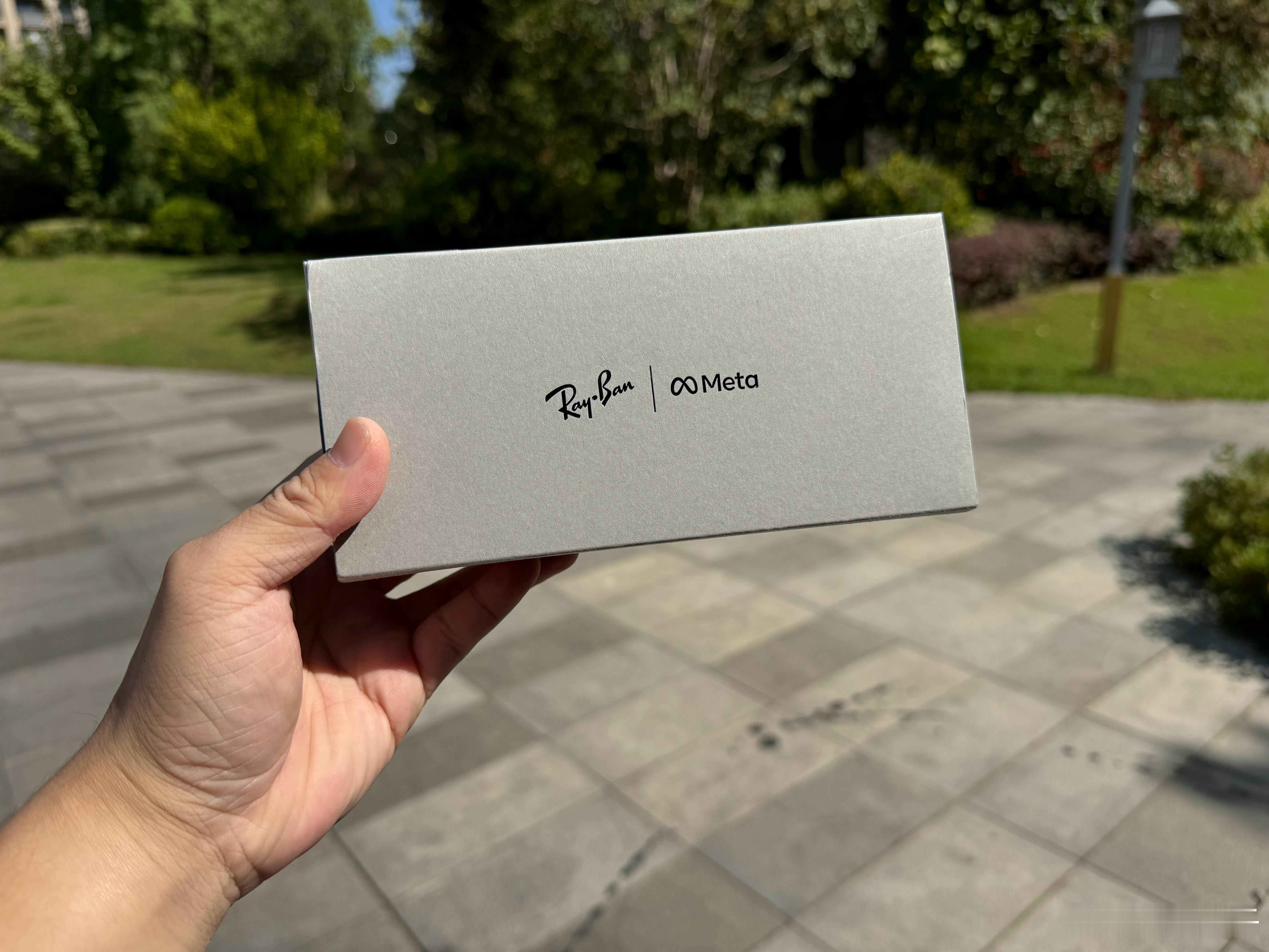 跟着和入了Ray·Ban Meta 2 眼镜感觉给娃拍视频不错#rayban雷朋