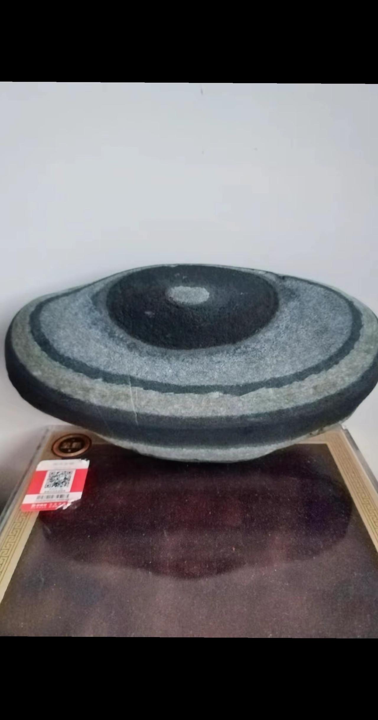 分享你的奇石乐山赵斌