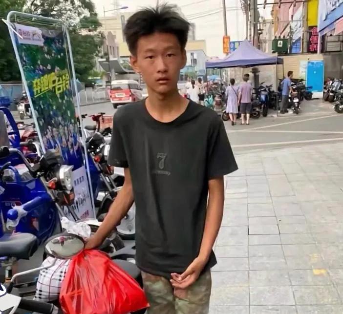 一定要让孩子清楚知晓这 5 个警惕，千万不能给坏人可乘之机，愿孩子平安！[比心]