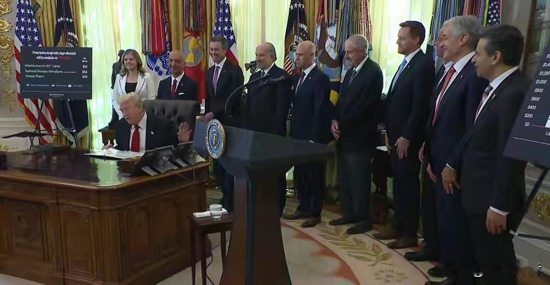 特朗普承认自己发动的关税战让美国消费者付出了经济代价。

财联社11月7日发文称