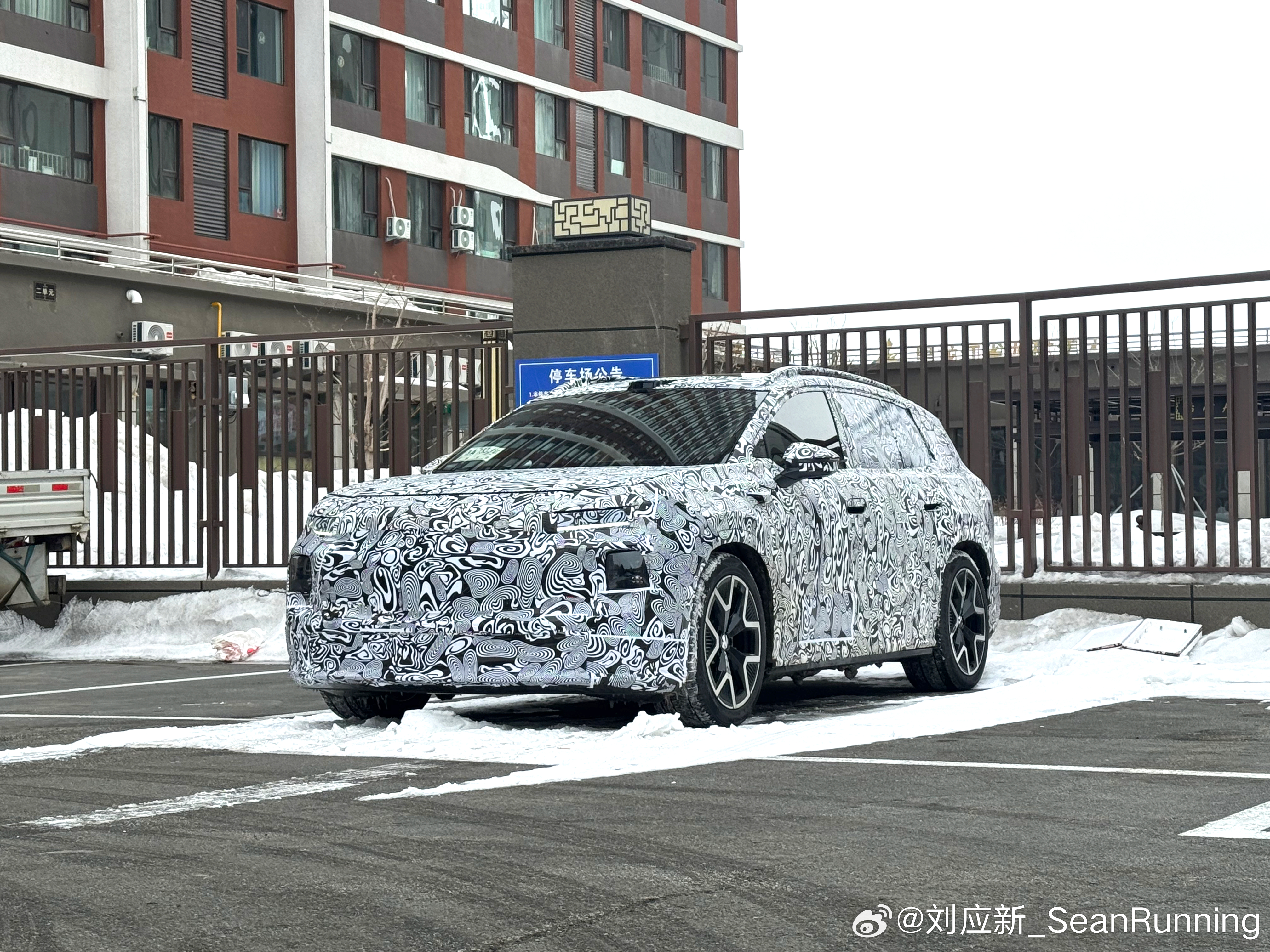 拒绝“慢半拍”！一汽-大众ID.AURA首款车型谍照流出。从“拿来主义”到“中国