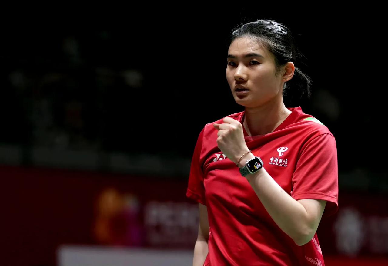马来亚西大师赛韩悦挺进决赛！即时比分：韩悦🇨🇳 21-19、21-16 🇯
