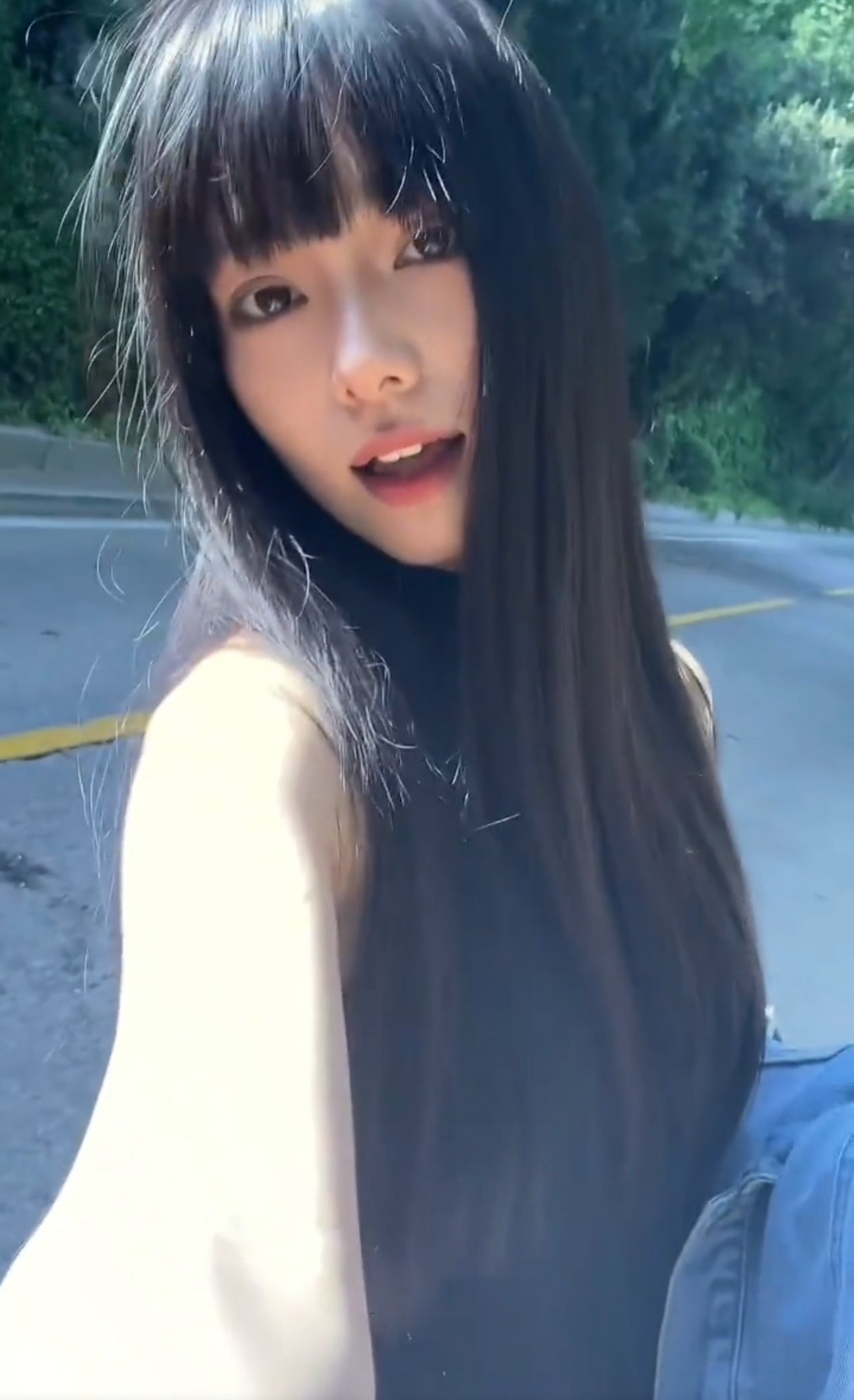 每天早起打卡正经又好看的小伙伴们早鸭 ​​​