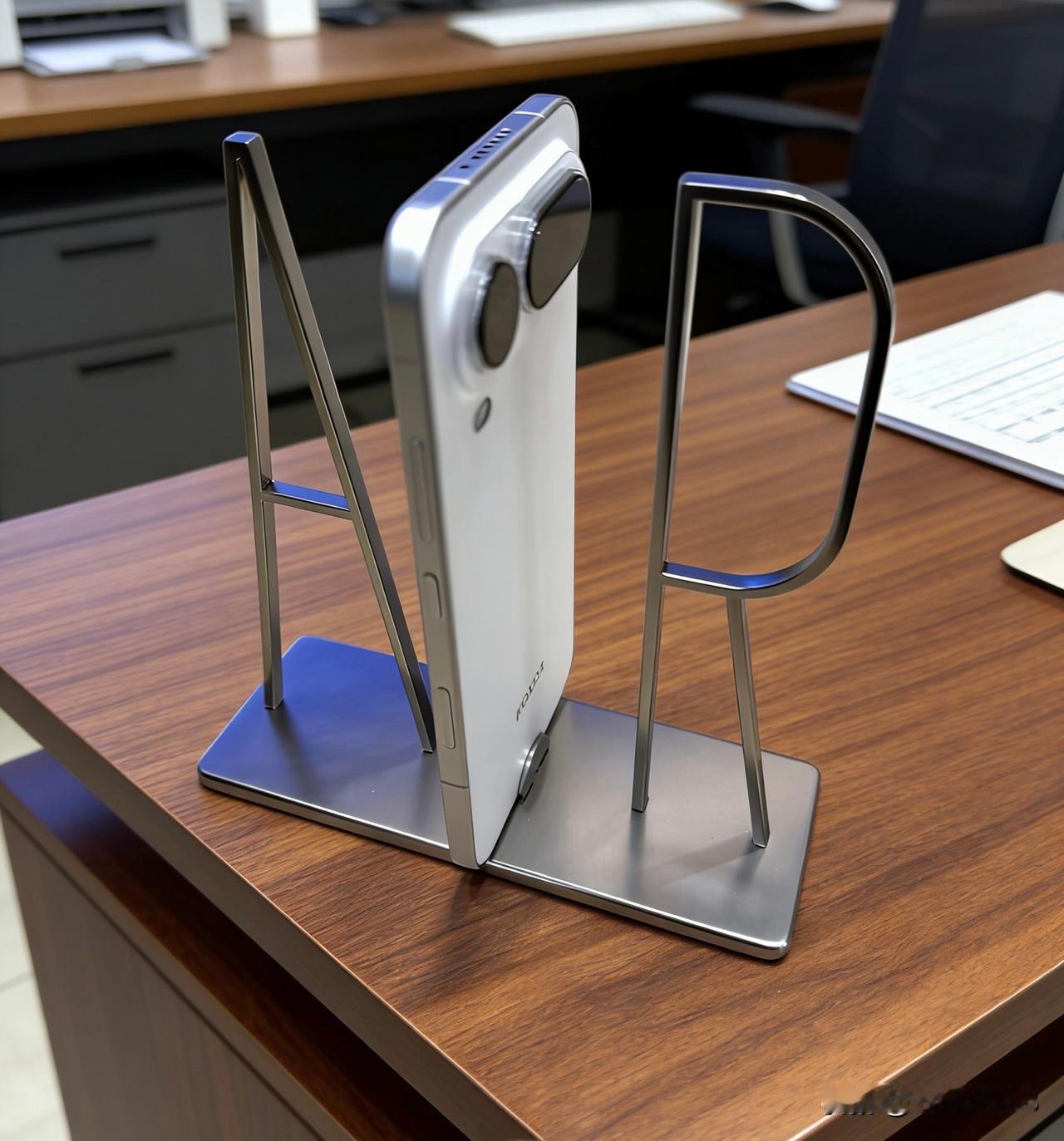 荣耀 Magic8 Pro Air 真机已到店，这次的摆台挺有意思，也是个 AI