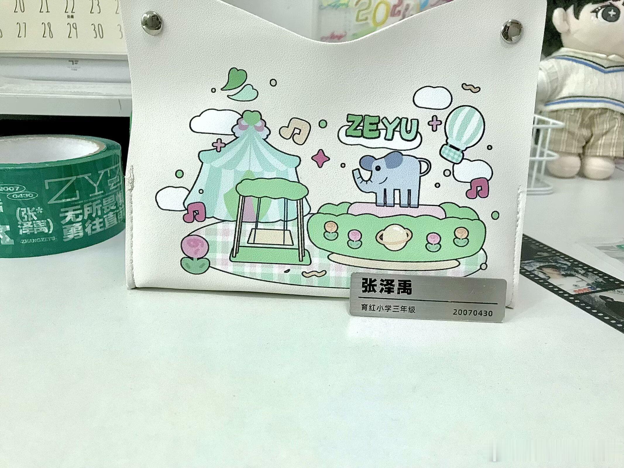 纸巾盒就是如此貌美且实用