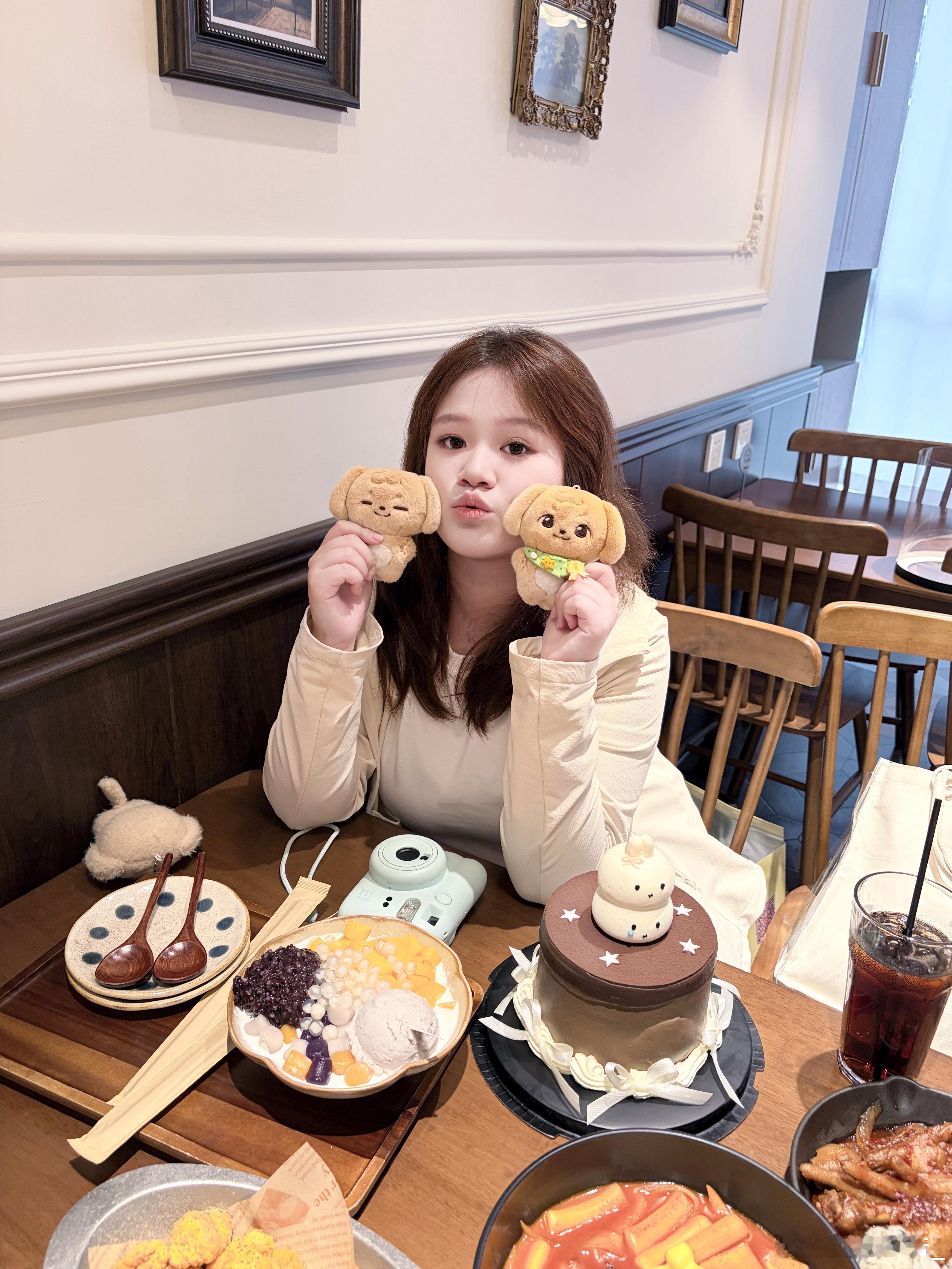 ‧₊˚𐙚 🤍My 19th ₊˚⊹♡ ​​​