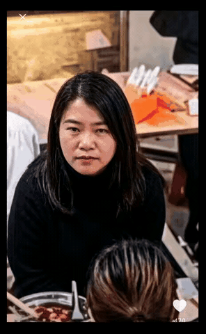 “她心眼儿也太小了，这下出名了”！河北保定，一女子进店吃饭，因误拿了黑衣女子的凳