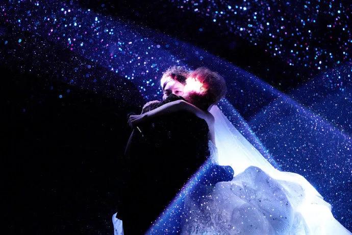 在这一天，看见了宇宙星辰。谢谢你，@徐艺洋-Yiyang ，带来了如此浪漫又特别