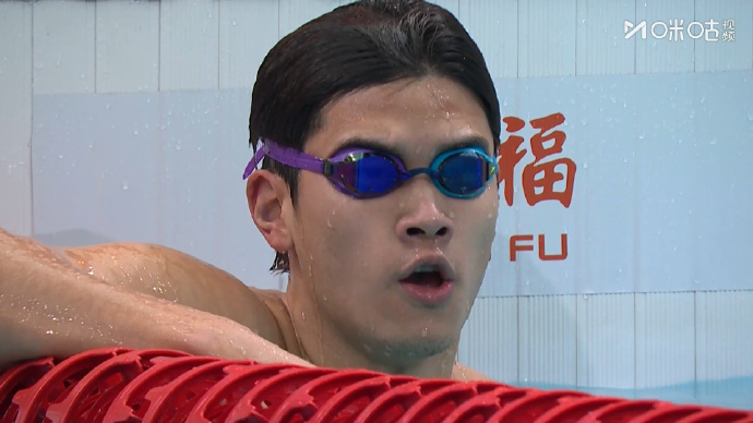 潘展乐800自小组第一 中国游泳公开赛男子800米自由泳慢组决赛，以赛代练游出7