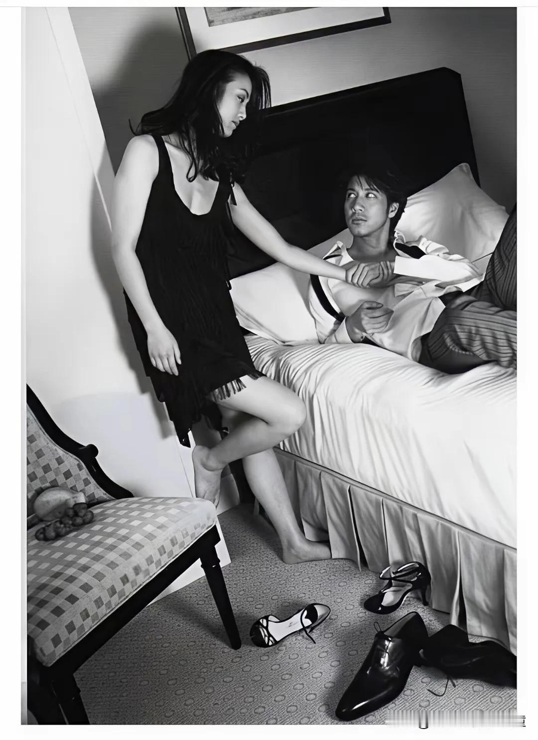 什么剧照？哪一集
我年轻时候怎么没看过他们
19岁的照片 我最早的照片 又回不去