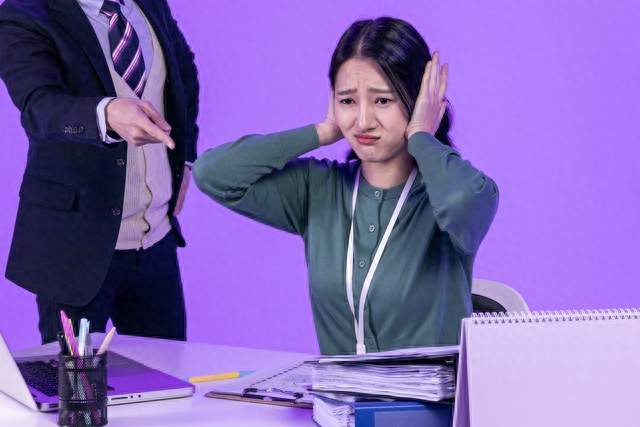 被人打了别乱说话！死记这3句硬气话术，不吃半点哑巴亏