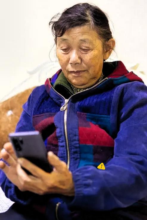 过生日本是满心欢喜的日子，可收到儿子8.8元、儿媳18.8元的红包，瞬间心里五味