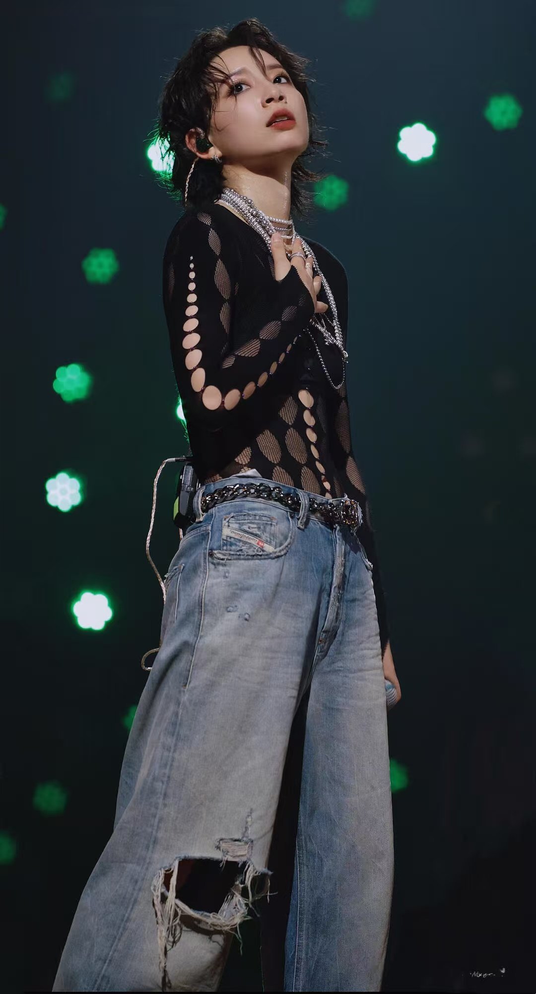 李斯丹妮肌肉线条 以前觉得“帅”是气质，看完她的肌肉线条觉得“帅”也可以是实打实