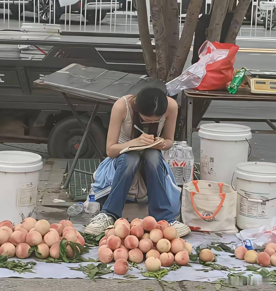 懂事的孩子，将来到社会上也差不了自强奋斗的孩子 独立长大的孩子 太懂事孩子 坚强