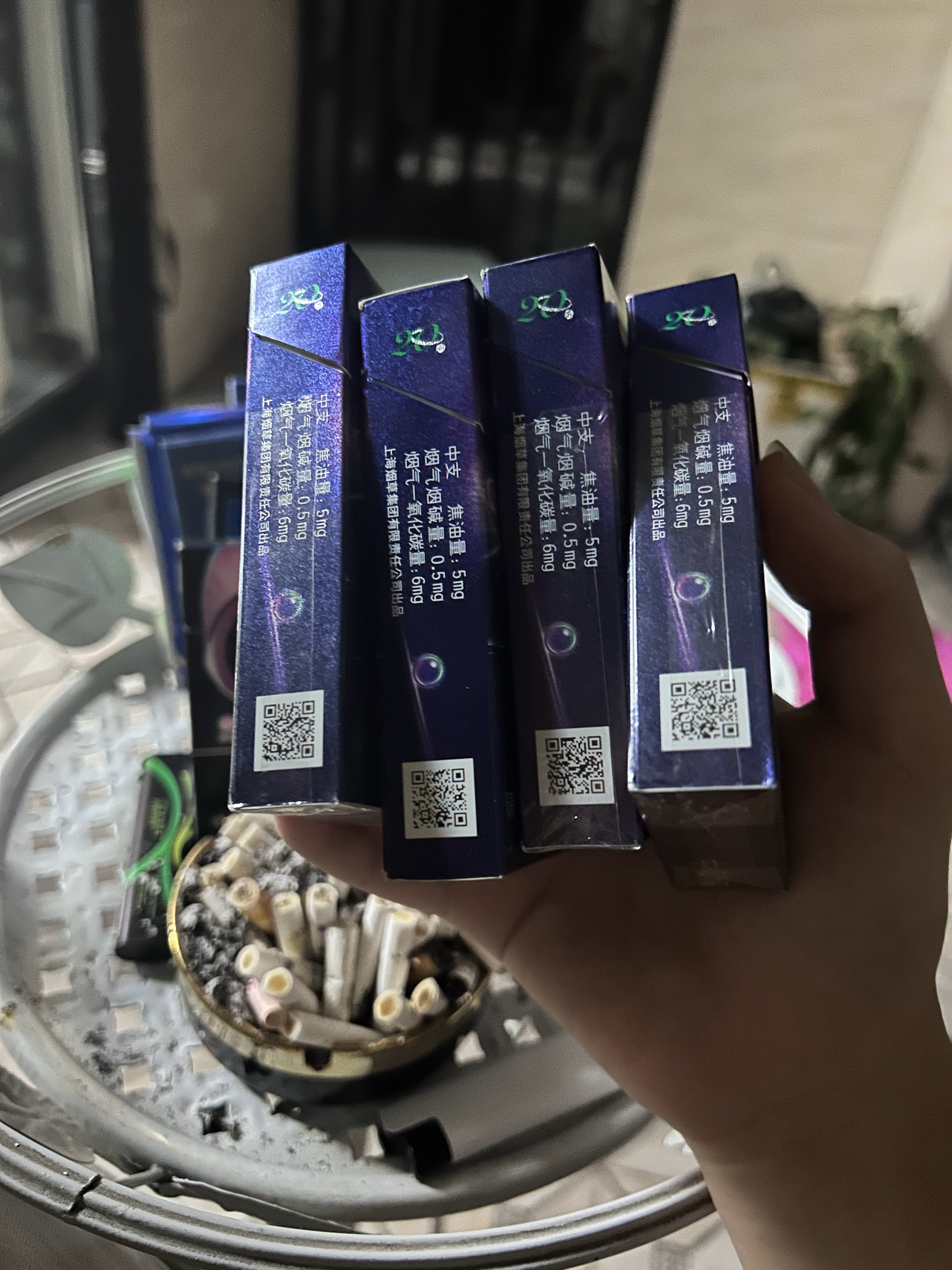 我已和中南海结为妻妻。 