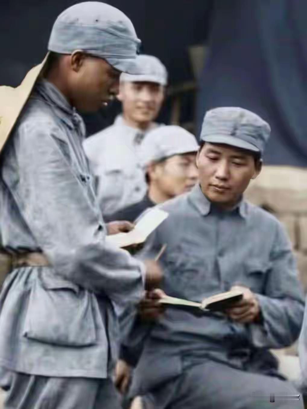 原来毛主席年轻时也是个酷男啊 真是帅呆啦！