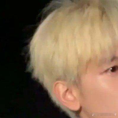 💪🏻年轻真好，炽热年轻的心，不曾被打倒、不曾被伤害的青春的心，什么都不怕，好