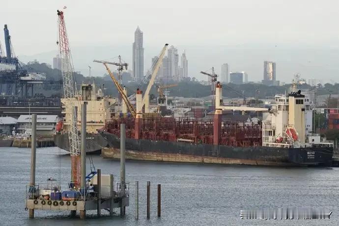 巴拿马强行接管中企港口，对香港员工威胁刑事检控！


2026年2月23日，巴拿