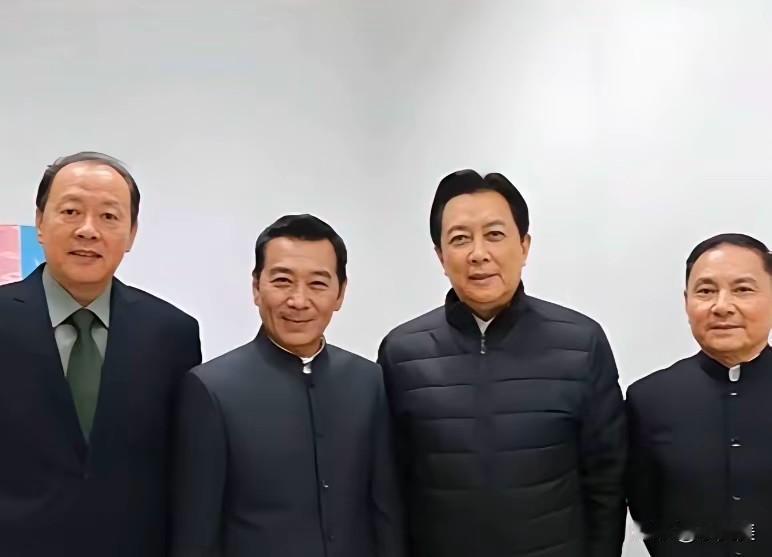 这估计是正派角色天花板了吧，这下陈院长可以天天去山水庄园学外语了。侯亮平他老岳丈