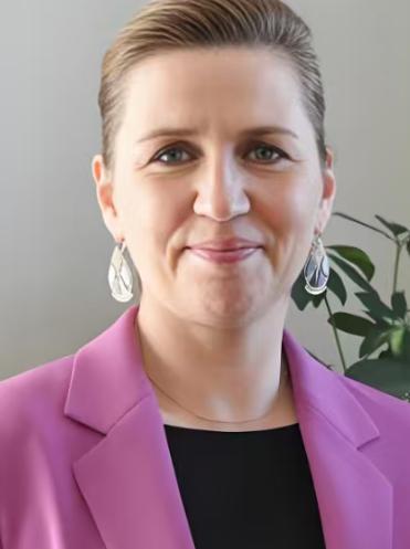 丹麦若是把格陵兰岛丢了，那么就剩下4.3万平方公里的领土了，将成为欧洲的一个小不