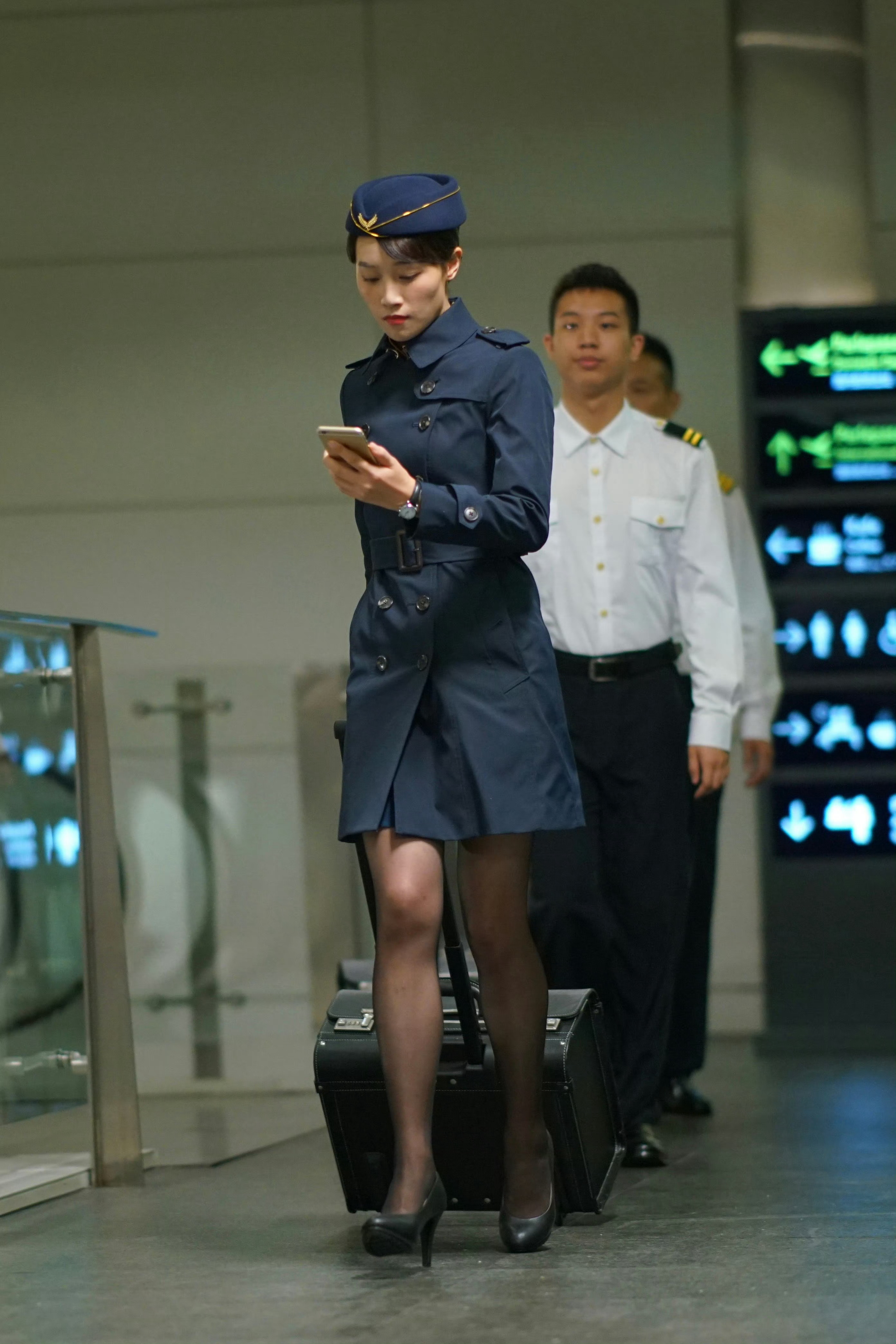 蓝盈莹🩵•空姐制服剧照，黑丝启动🛫 ​​​