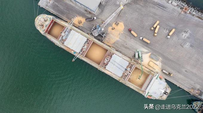 调查：联合国土耳其供应商从俄罗斯无人机制造商手中购买马里乌波尔被盗谷物

根据“