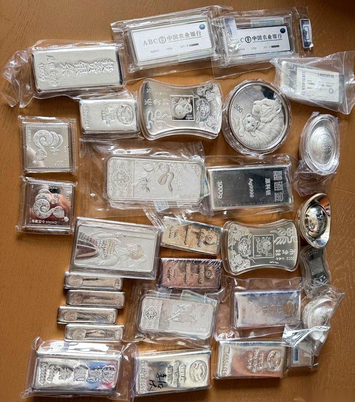6月18日凌晨，我那个朋友死死盯着手机屏幕上跳动的“15.1”，咬着后槽牙点下了