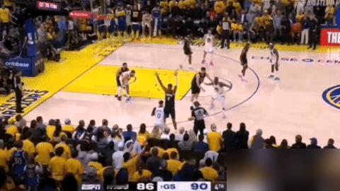看哭了！这才是真正的勇士精神！今天勇士主场104-93逆转火箭，库里带伤血拼41
