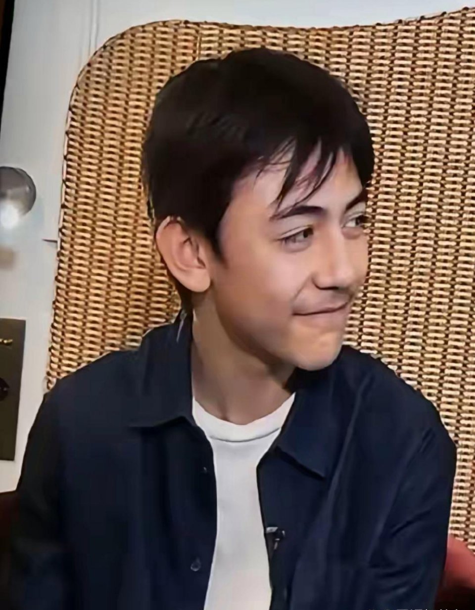 刘烨的混血儿子，可能是还没长开，没有爸爸帅 ​​​
