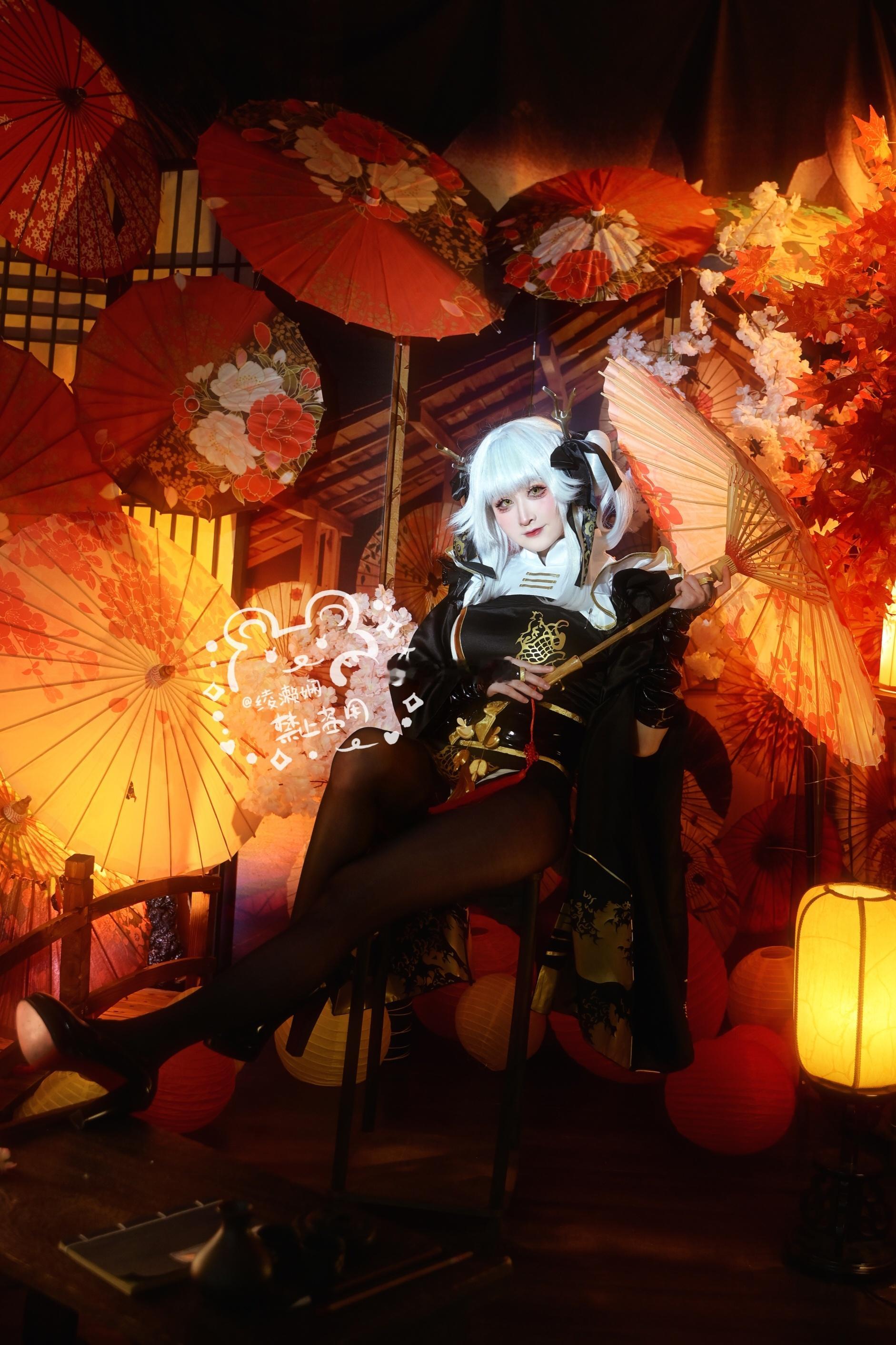 COS[超话]  Nikke胜利女神白兔布兰儿cosplay正片🐰“店长！这身