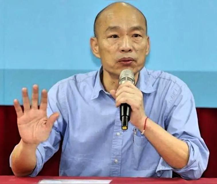 立院协商现场当众爆发冲突，遭韩国瑜公开痛批，傅崐萁千字长文回应化解风波
 
岛内