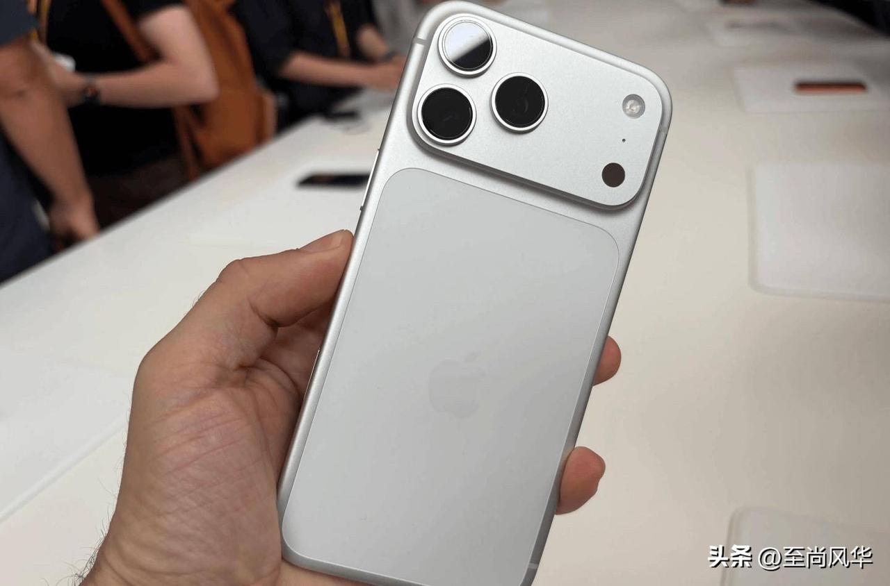 很多国人为什么热衷iPhone手机，无论一些人怎么唱衰iPhone，比如说iPh