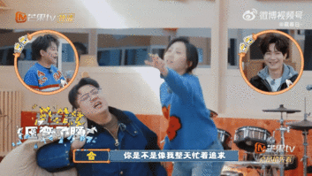 群像的魅力在再就业和喜人之间绽放快乐老友记快乐老友有风季 没有主角配角，每个人都